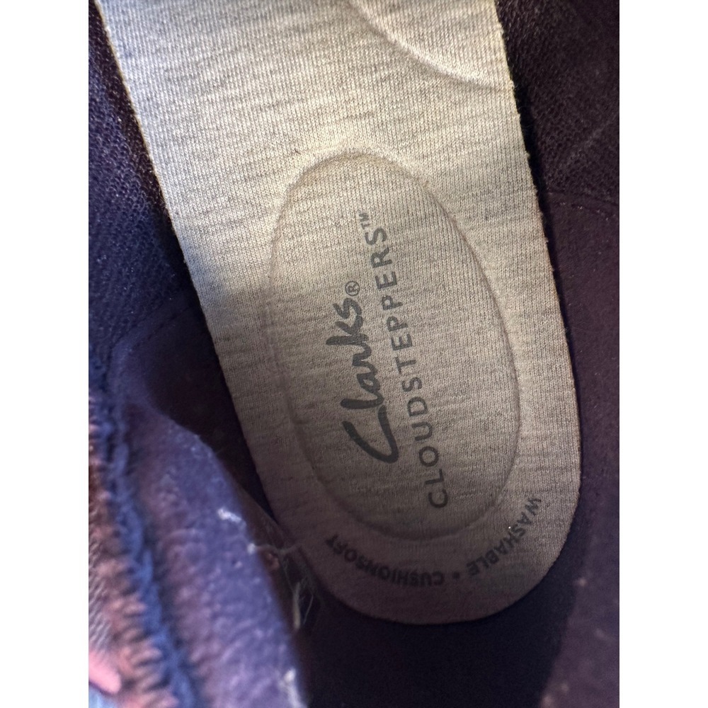 Clarks Cloudsteppers Women's 10 Purple Leopard Knit Slip On Sneakers - Picture 9 of 10